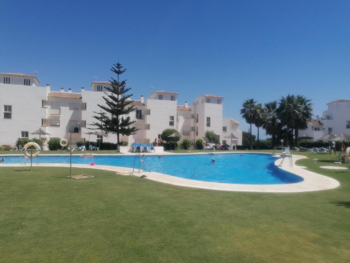 3 Bedrooms With Pool & Parking, Close To Sea And Gibraltar Manilva Exteriör bild