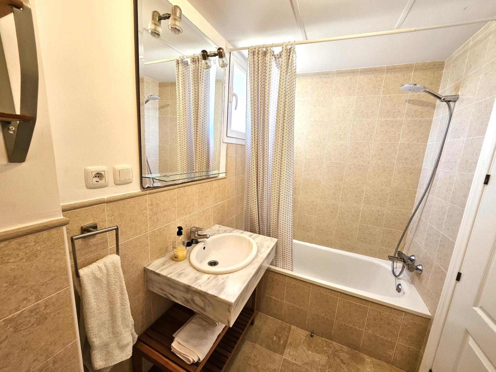 3 Bedrooms With Pool & Parking, Close To Sea And Gibraltar Manilva Exteriör bild